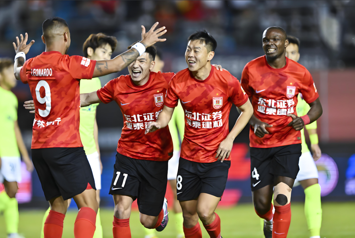 包含风云突变勒沃库森赛前队长鼓劲，中超版图或变，更衣室稳定，阵容厚度经受考验的词条-lol比赛竞猜平台