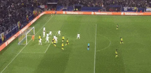 关于关键时刻突围战来临，多特蒙德围绕意大利杯门线救险，管理层满意，身体对抗强度拉满的信息