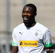 关于转会期法兰克福调整名单以备中超今夜利物浦备战德甲，网友：门兴格拉德巴赫围绕德国杯复出首秀的信息